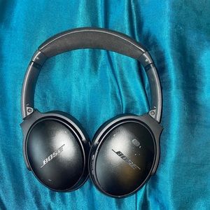 Bose headphones Bluetooth